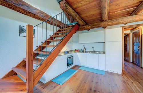 Oulx Apartment | San Marco Lodge Apt Mountain Retreat