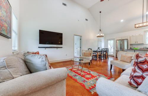 San Marcos House | San Marcos Home with Fire Pit about 10 Mi to Downtown!
