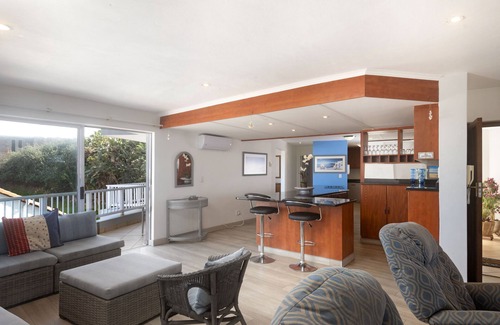 Shaka's Rock Apartment | San Marino 15 - Four Bedroom Apartment, Sleeps 8