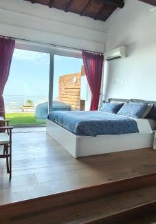 Borgo Maggiore Bed & Breakfast | San Marino Skyline - Olimpio suite Vista Mare