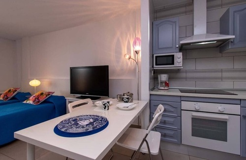 Los Cristianos Apartment | San Marino Studio