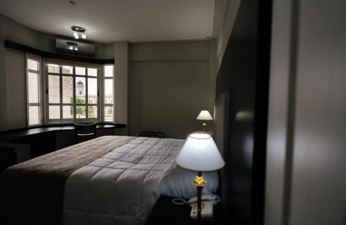 San Nicolas de los Arroyos Hotel | San Nicolas Plaza