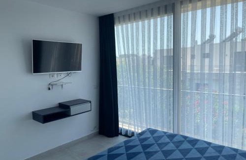 Ishem Villa | San Pietro Villa