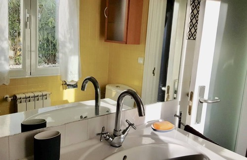 Valladolid Apartment | San Quirce apartment. Downtown + wifi + netflix. Fully renovated and decorated