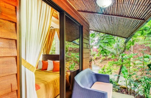 La Tigra Hotel | San Rafael Ecolodge