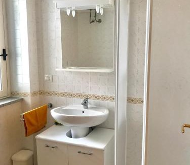Isca Marina House | San Rocco one bed Apartments 4A1 9