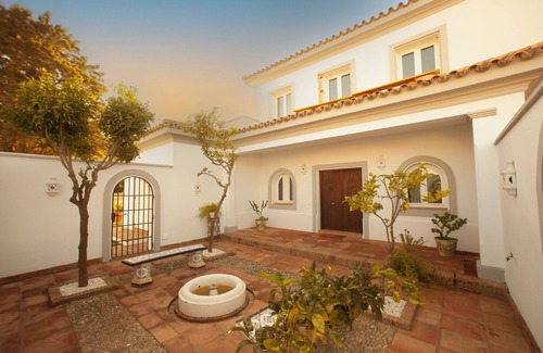 San Roque Villa | San Roque Club Luxury 4-bed Villa with Swimming Pool