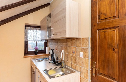 Donja Stubica House | San Vinogradara - One Bedroom Holiday Home with Hot Tube
