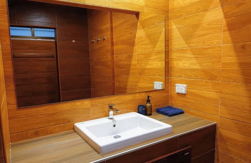 San Kamphaeng Hotel | Sanaepatan Home Resort