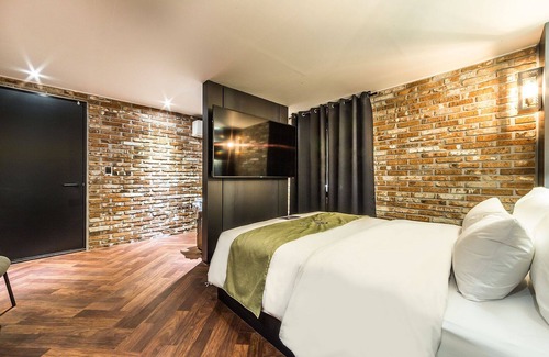Gwangjeong-dong Hotel | Sanbon Hotel in Cafe
