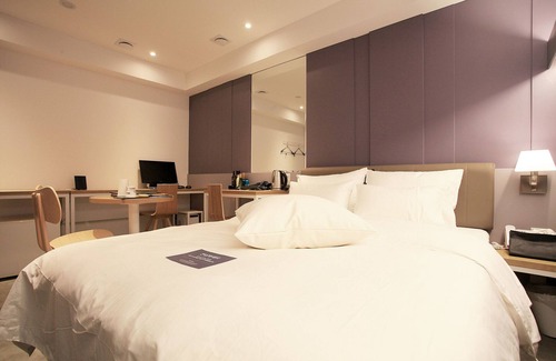 Gwangjeong-dong Hotel | Sanbon Yaja Sanbon Station