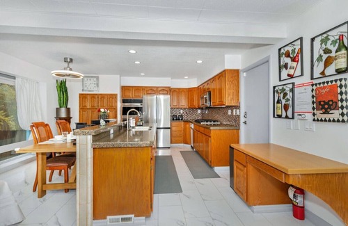 Latah Valley House | Sanctuary: 5BR Home for Extended Stays & Family Comfort