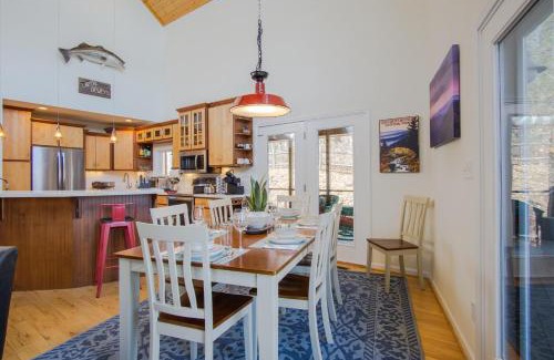Brevard House | Sanctuary For Stargazers