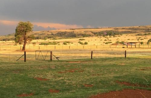 Magaliesberg House | Sanctuary life guest farm