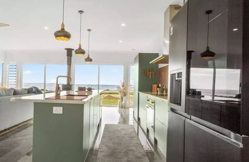 Point Boston House | Sanctuary on Point - Luxury oceanside property - every room has a view!