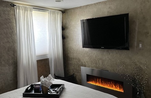 Bedford Heights House | Sanctuary & Spa Lifestyle 1Bdrm Centrally located