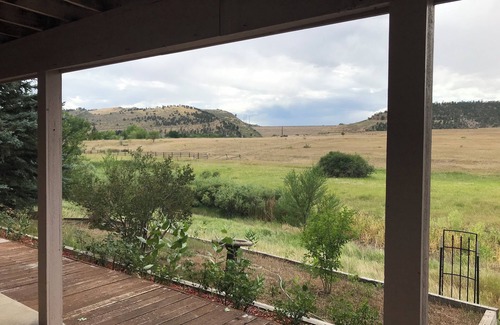 Fort Collins Apartment | SANCTUARY SPOT: Fully furnished apartment in Fort Collins at base of foothills