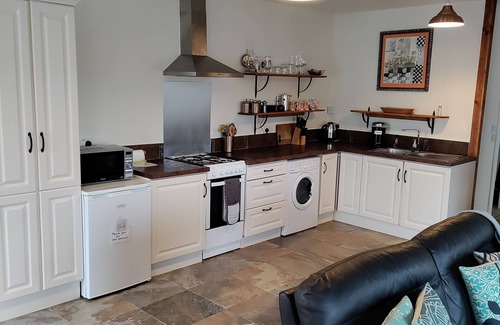 Ventry Apartment | Sanctuary Studio accommodation; quiet, rural, seaside, 3 miles west of Dingle