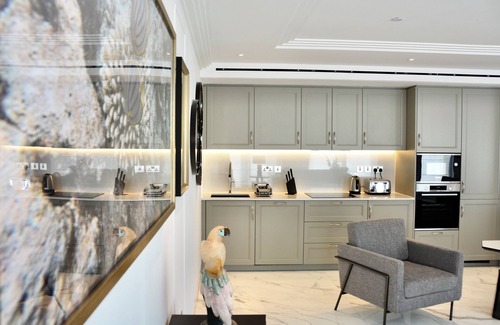 St. Johns Wood Apartment | Sanctum London Regents Park