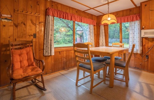 Carling Cottage | Sand Bay: 2-Bedroom Cottage #9