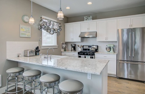 Ocean Shores House | Sand Castle Cottage - Oyhut Bay Seaside Village