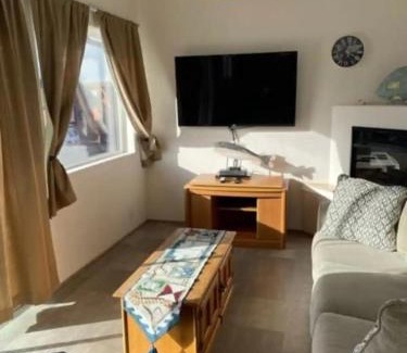 Smith River House | Sand Castle - Ocean Cabin 25 W Private Jacuzzi