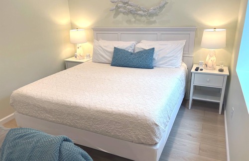 Rehoboth Beach Hotel | Sand Castle Room - Pool, Hot Tub, Sauna