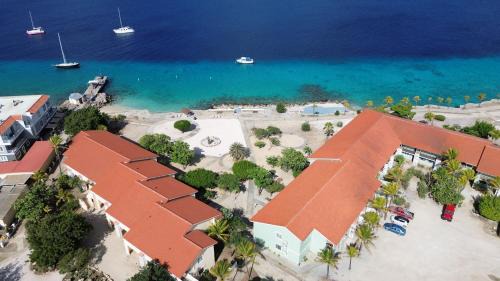 Kralendijk Apartment | Sand Dollar 1 Bedroom Oceanfront Apartment A16