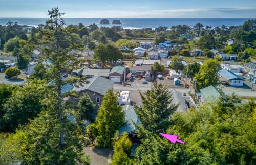 Rockaway Beach House | Sand Dollar Cottage Rockaway - Meredith Lodging