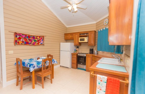 Antoneys Cay Cottage | Sand Dollar