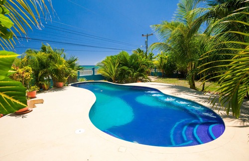 Antoneys Cay Cottage | Sand Dollar