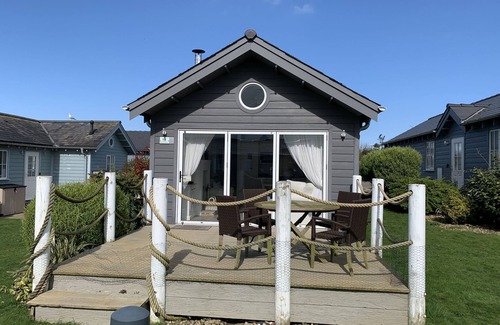Filey Cabin | Sand Dollar (new for 2024) - a beach house that sleeps 5 guests in 2 bedrooms