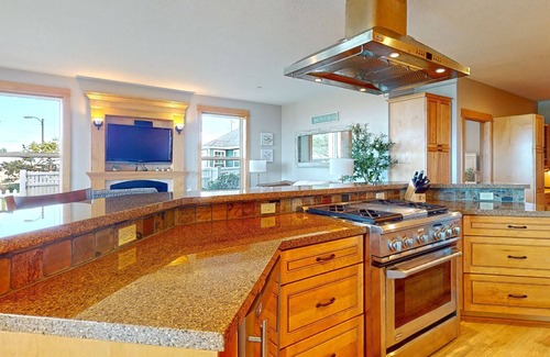 Seaside Condo | Sand Dollar Shores at Seaside Beach - Pet Friendly!