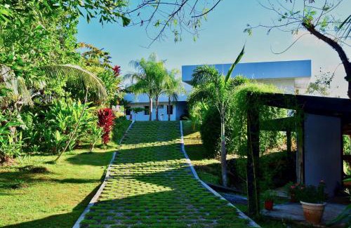 Boca Chica Villa | Sand Dollar Villa