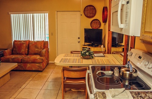 Palm Beach Shores Apartment | Sand Dune Shores