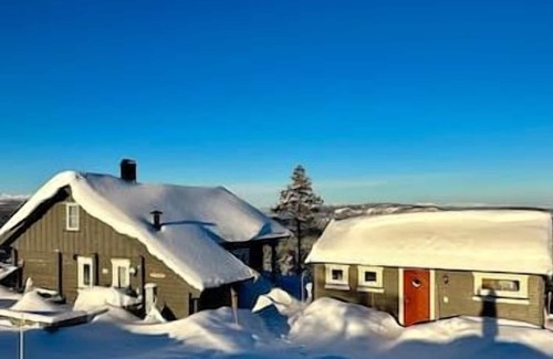 Flesberg House | Sand-hytta på Blefjell · Cozy cabin with incredible views and sauna