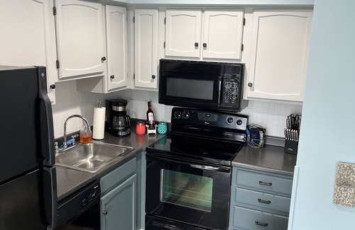 Garden City Condo | Sand In My Boots Condo Beach view, 3 bed, 1 bath