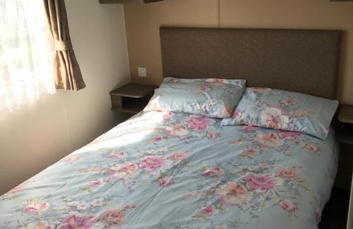 Winestead House | Sand le mere holiday village 8 Berth Caravan