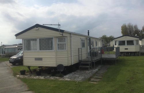 Winestead House | Sand le mere holiday village 8 Berth Caravan