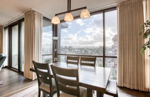 Seaside Apartment | Sand & Sea: Coastal Range (312)