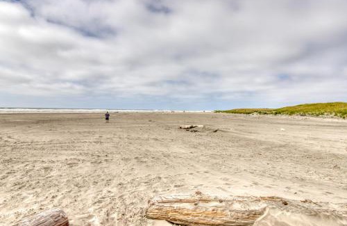 Long Beach House | Sand & Sea Glass