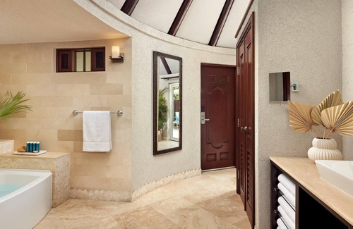 Dickenson Bay Resort | Sandals Grande Antigua - ALL INCLUSIVE Couples Only