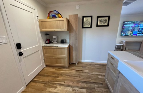 El Centro Cottage | Sandalwood Casita