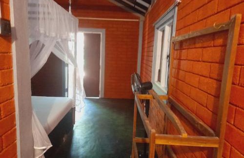 Udawalawa Bed & Breakfast | Sandalwood Family Cottages