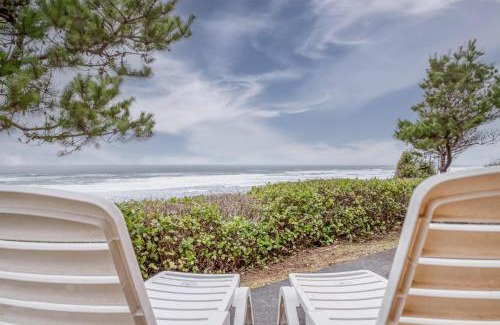 Seal Rock House | Sandalwood