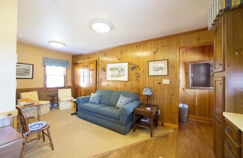 Oxford Hotel | Sandaway Suites & Beach
