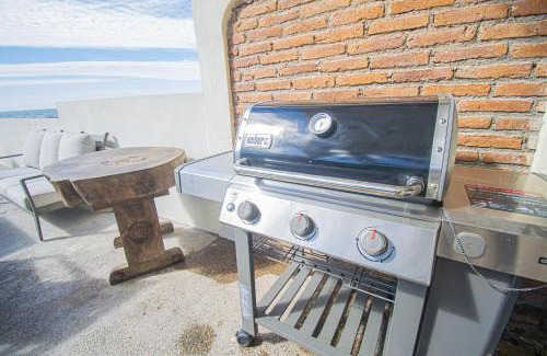 Mazatlan Apartment | Sandcastle Beachfront Villa With Pool