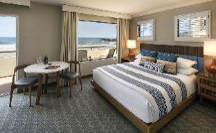 Downtown Hotel | Sandcastle Hotel on the Beach