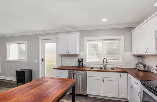 Bluffton Cottage | Sandcastle Muskegon Beach Cottage