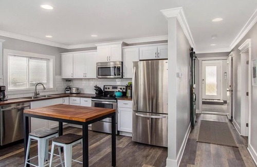 Bluffton Cottage | Sandcastle Muskegon Beach Cottage